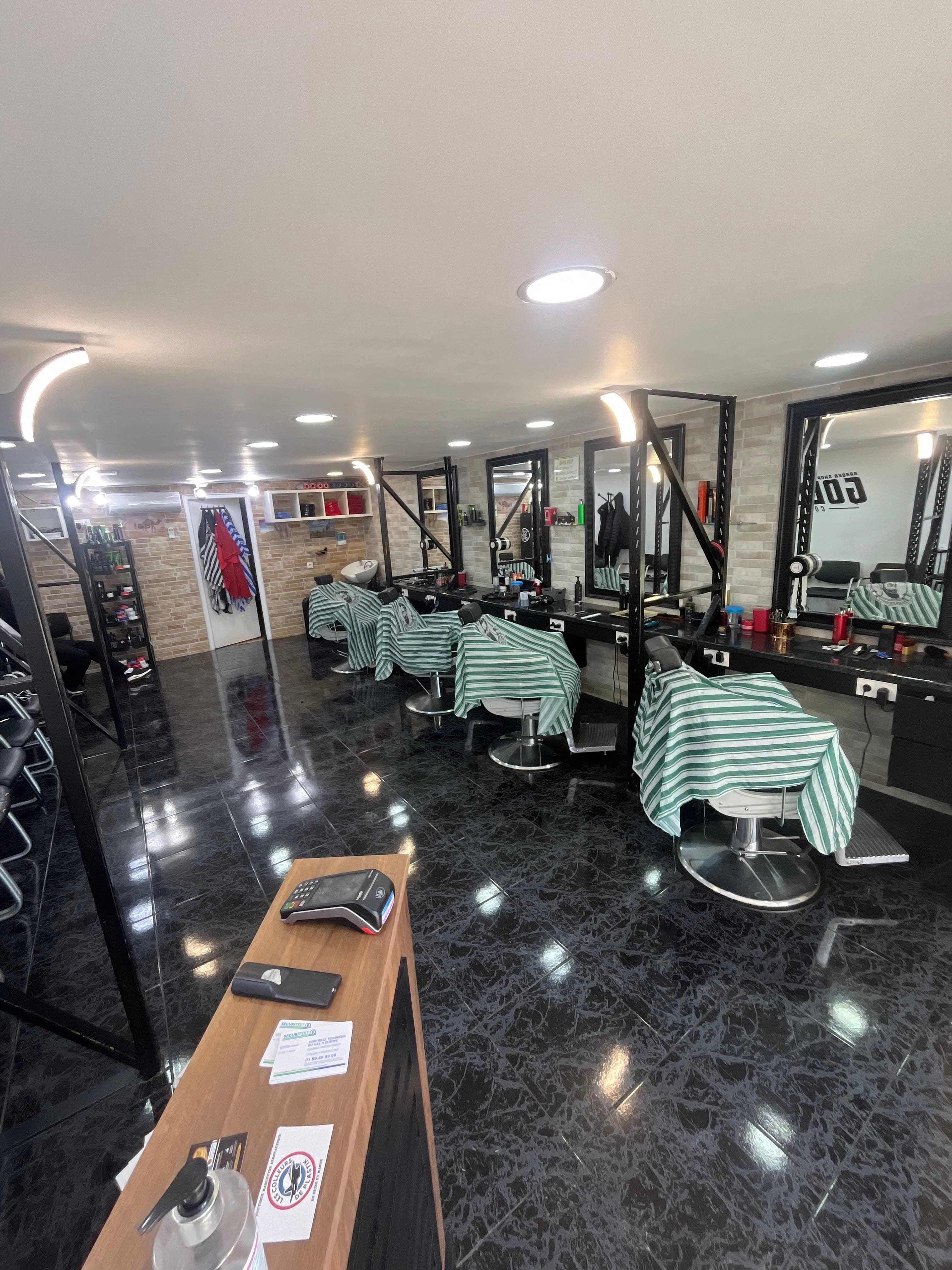 Postes de travail Gold Barber